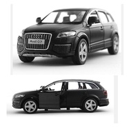 Audi Q7 RMZ car, iron car model with open door, wind-up children's toy