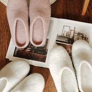 粉色/白色 好時光 手工羊毛氈 加厚麂皮底居家拖鞋 室內舒適拖鞋