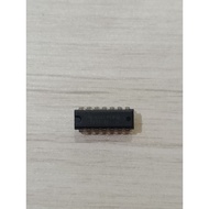 IC CD4047*