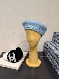👏CHANEL 26C 牛仔貝雷帽 畫家帽 全實拍📸100% new🎁 香奈兒 帽子、冷帽 、Beret 、painter hat 、cap/headdress 生日禮物/新年禮物 gift 免運費 
