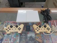 新北市板橋可面交賣PS2型號90007主機已改機2隻原廠手把+記憶卡功能正常~超便宜只賣2500元