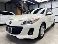 2013年 Mazda 3 4D 1.6※全車無待修處，內裝完整漂亮。※車身漆面亮麗第三方認證附車輛鑑定報告書。※定期保養車況良好里程數187082公里可長途沒問題。※認證售價15.5萬可協助辦理貸款