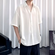 UN เสื้อเชิ้ตเกาหลี ชุดเซ็ทผู้ชาย แขนสั้น+กางเกงสูท เสื้อไหมน้ำแข็งฤดูร้อนชุดสูทลำลองอินเทรนด์เสื้อ 