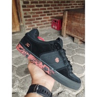 C1RCA TRE flame skateshoes