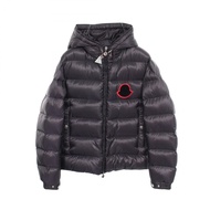 【二手】 MONCLER SASSIERE 帶帽羽絨服，尼龍材質，男款，二手