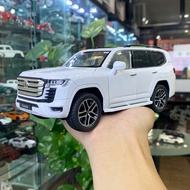[CÓ REMOTE] Mô hình xe Toyota LAND CRUISER LC300 FULL KÍNH TỈ LỆ 1:24 HONGSEN
