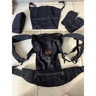 Preloved Cuddle Me Ultimo | Baby carrier