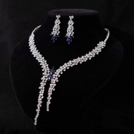 หรูหราน้ําหนักเบา Zirconia แกะสลักชุดราตรีชุดเครื่องประดับรวมทั้งสร้อยคอและต่างหูสําหรับเจ้าสาวแฟชั่