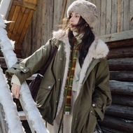 雪松綠 賽裡木 遊牧環保狐狸毛翻領外套 防水機能牛津布加厚棉服
