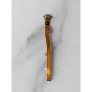 Charging cable + charging port for Oppo F1s original uninstalled
