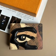 限量款式 ::LOUIS VUITTON:: LV Multiple Wallet 立體皮革拼接對開短夾 錢包 男夾