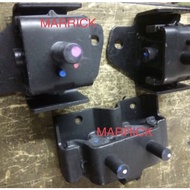 Toyota Rush F700 engine mounting 3 pieces