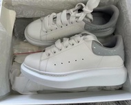 Alexander McQueen 低幫休閒鞋 Unisex 灰色 092
