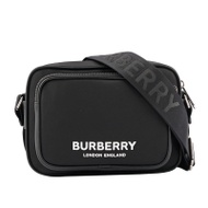 【BURBERRY】徽標Logo 尼龍口袋雙拉鍊斜背包(黑色)
