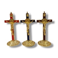 Benedict Gold Sitting Cross 12cm M1/20 - Sitting Cross - Benedict Sitting Cross - Table Cross - Car 