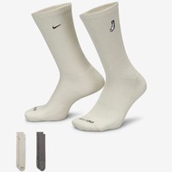 13代購 Nike Everyday Plus Socks 米灰 小標 兩雙 中筒 休閒襪 運動襪 FB5709-900