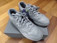 New Balance 550