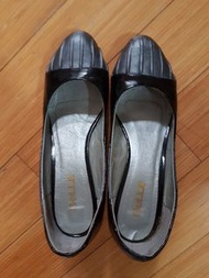 Belle 女裝皮鞋 (size 38) / 女裝鞋