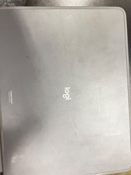 Logitech Combo Touch keyboard 鍵盤+iPad 殼