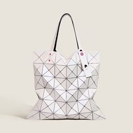 Issey Miyakeˉ Miyake geometric handbag factory in March 2023 the new limit life frosted hand the bill of lading shoulder bag commuter tote bags