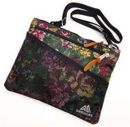 👍全新未拆袋 香港正貨 SACOCHE M 0511 GARDEN TAPESTRY Gregory Sacoche M 斜揹袋 輕量斜背包 Shoulder Bag