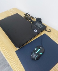 HP Pavilion i7  Notebook PC (17" inches )
HP Pavilion i7 筆記型電腦（17 吋）