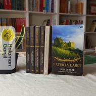 Historical Romance Series Translated Novel - Gramedia