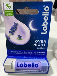 Labello 夜間修護潤唇膏