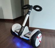 โฮเวอร์บอร์ด สกู๊ตเตอร์ไฟฟ้า ฮาฟเวอร์บอร์ รถยืนไฟฟ้า 2 ล้อ มีไฟ LED Smart Balance Wheel Electric Scooter