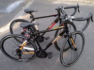 trinx tempo 1.1  700x 23c 碟刹 21s 公路車