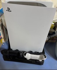 PS5光碟版主機+底座