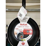 Tefal กระทะเทฟล่อน กระทะทรงลึกเคลือบกันติด Titanium Non-Stickขนาด 26 ซม(ของแท้) ใช้กับเตาแม่เหล็กไฟฟ