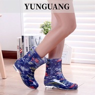 YUNGUANG ใหม่หลอดขนาดกลางรองเท้าบู้ทกันฝนแฟชั่นสไตล์เกาหลีรองเท้าบูทกันฝนผู้หญิงรองเท้าน้ำรองเท้าบูทกันฝน