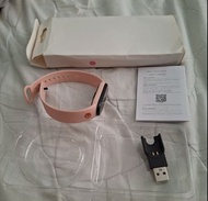 粉紅色智能手錶連充電線