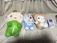 長江7號7仔、多啦A夢、Hello Kitty公仔
