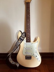 Ibanez AZES31 Electric Guitar Ivory 新手中手電結他