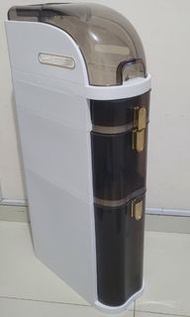 膠櫃