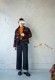 尋寶古著-義大利製outdoor style南美印花刷毛短版翻領西裝外套