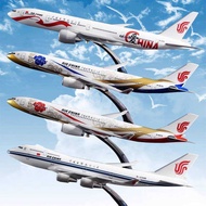 Aircraft Model B77 Gift Decoration