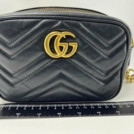 Gucci GG Marmont 迷你相機包