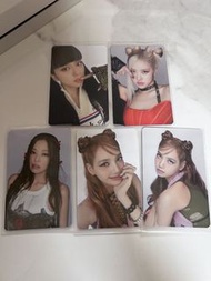 BLACKPINK 官方小卡周邊