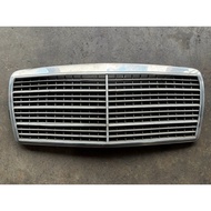 grill depan mercedes w124
