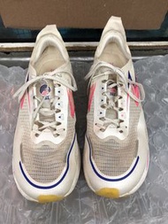 361度飛燃2.5競速碳板跑鞋 EUR43