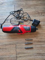 Black &amp; Decker 充電螺絲起子機