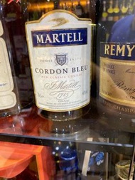 700ML 10年代  藍帶 Gordon bleu 錘子白瓶 	馬爹利 martell		白蘭地 Brandy