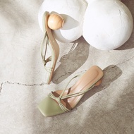 Ysstava - CHOLE - Rounded wooden heels in OLIVE รองเท้าแตะส้นสูงสายถักพร้อมส้นไม้ทรงกลม