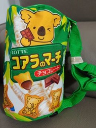 （限量）日本lotte樂天小熊餅乾圓筒斜背包