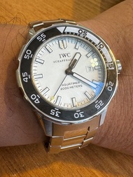 IWC 萬國海洋系列 Aquatimer 2000 IW356805 罕有白面2010年全套停產款跟原廠鋼帶及原廠黑色膠帶，一錶兩載！
