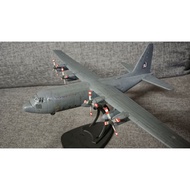 [READY STOCK] 1:144 C-130H Hercules TUDM scale model (grey scheme)