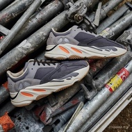 Hot selling  【】A & d Yeezy Boost 700 Magnet 磁铁 铁灰 FV9922 ZBF1